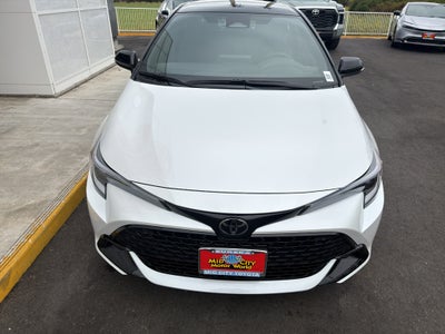 2027 Toyota Corolla Hatchback SE
